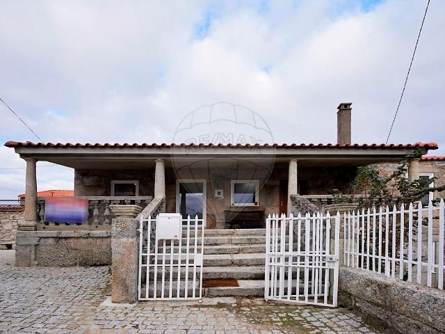 Moradia T3 à venda em Caria, Moimenta da Beira RE/MAX Portugal