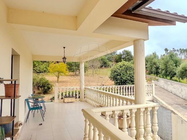 Moradia T3 à venda em Carnide, Pombal RE/MAX Portugal