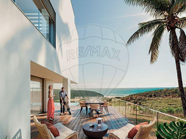 Moradia T3 à venda em Carvoeira, Mafra RE/MAX Portugal