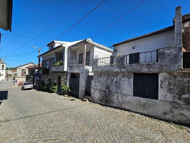 Moradia T3 à venda em Carvalhal Redondo e Aguieira, Nelas RE/MAX Portugal