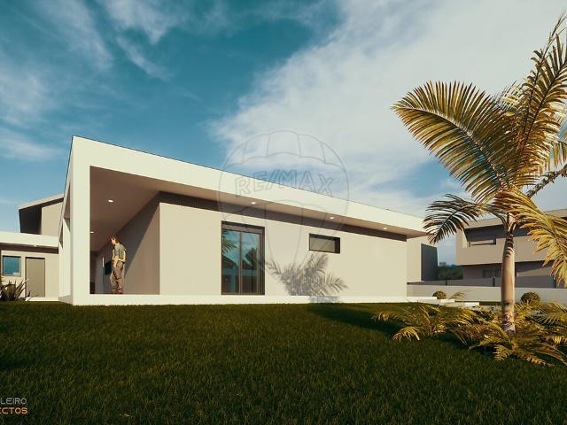 Moradia T3 à venda em Casal Comba, Mealhada RE/MAX Portugal