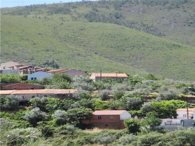 Moradia T3 à venda em Castelo Branco, Castelo Branco RE/MAX Portugal