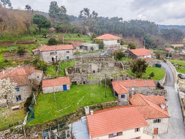 Moradia T3 à venda em Cendufe, Arcos de Valdevez RE/MAX Portugal