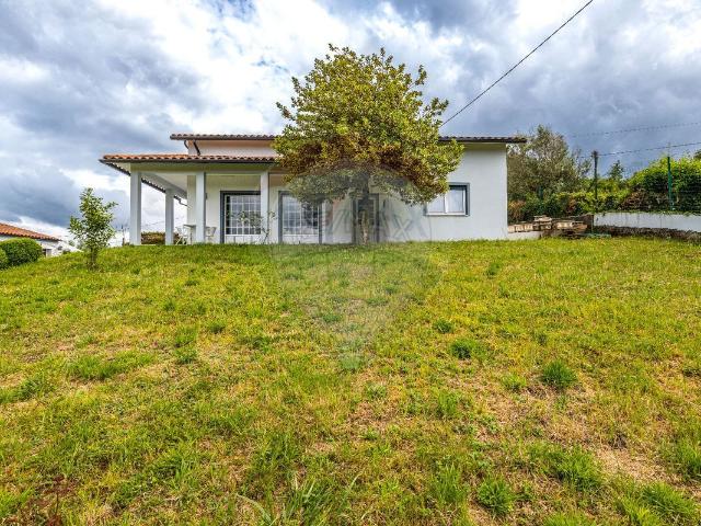 Moradia T3 à venda em Ansião