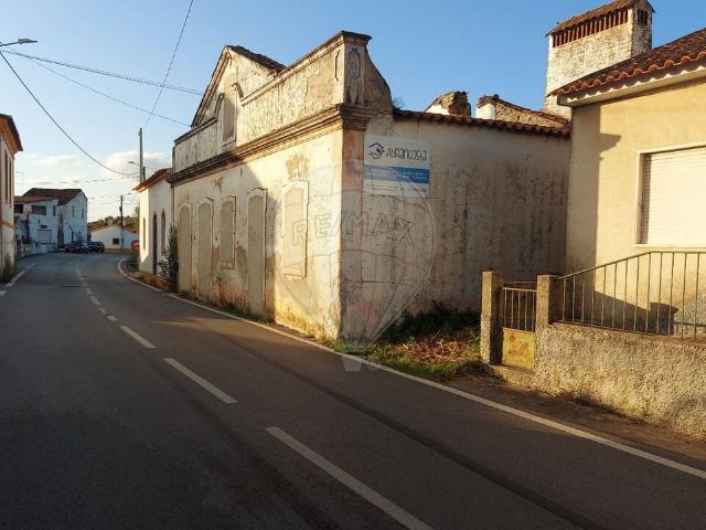Moradia T3 à venda em Abrantes