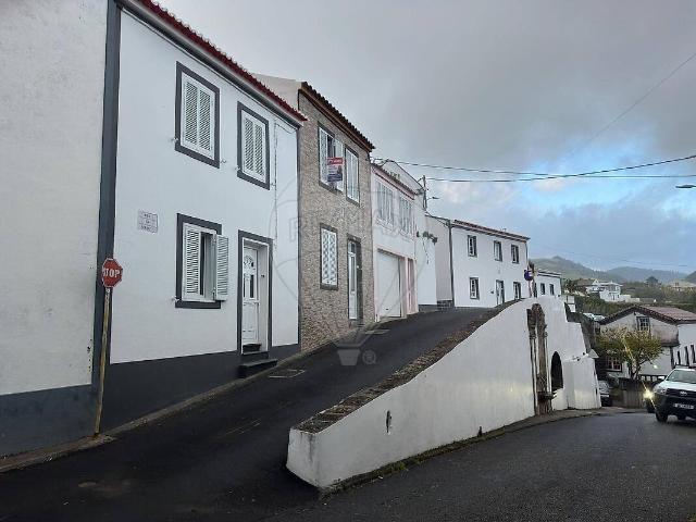 Moradia T3 à venda em Água D'Alto, Vila Franca do Campo RE/MAX Portugal