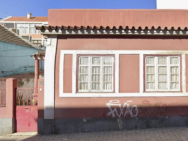 Moradia T3 à venda em Alto do Seixalinho, Santo André e Verderena, Barreiro RE/MAX Portugal