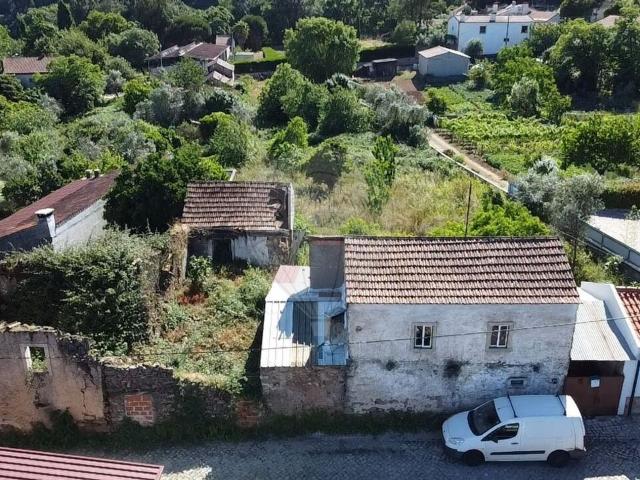 Moradia T3 à venda em Alvaiázere