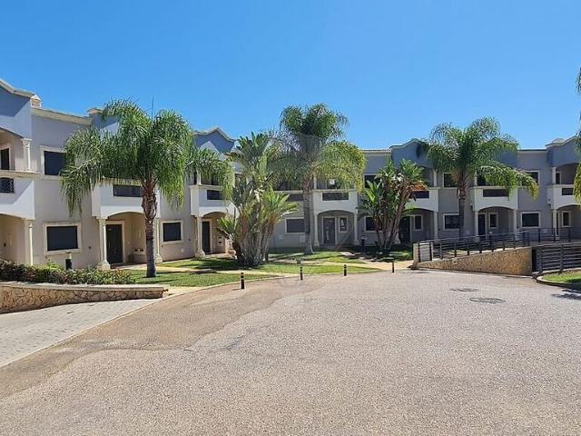 Moradia T3 à venda em Albufeira