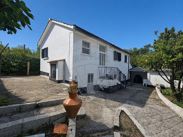 Moradia T3 à venda em Alcofra, Vouzela RE/MAX Portugal