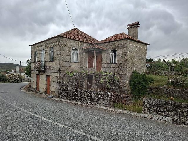 Moradia T3 à venda em Algodres, Fornos de Algodres RE/MAX Portugal