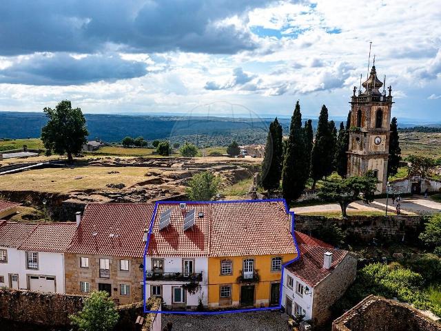 Moradia T3 à venda em Almeida, Almeida RE/MAX Portugal