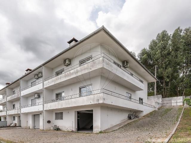 Moradia T3 à venda em Arões São Romão, Fafe RE/MAX Portugal