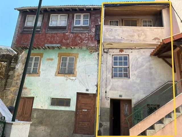 Moradia T3 à venda em Arcozelo, Gouveia RE/MAX Portugal