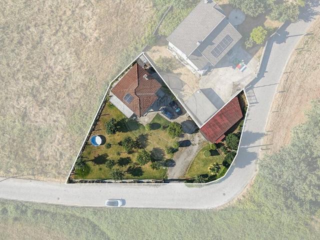 Moradia T3 à venda em Areias de Vilar e Encourados, Barcelos RE/MAX Portugal