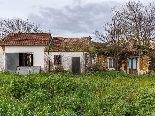 Moradia T3 à venda em Arrimal e Mendiga, Porto de Mós RE/MAX Portugal