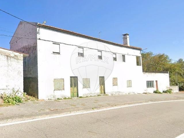 Moradia T3 à venda em Arrifana, Guarda RE/MAX Portugal