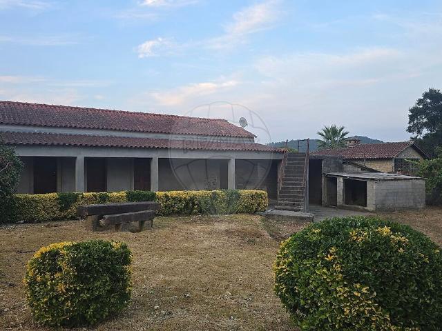 Moradia T3 à venda em Atiães, Vila Verde RE/MAX Portugal
