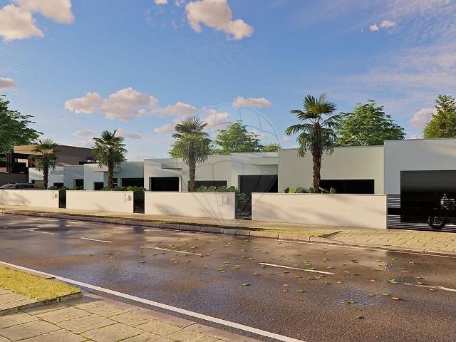 Moradia T3 à venda em Cacia, Aveiro RE/MAX Portugal