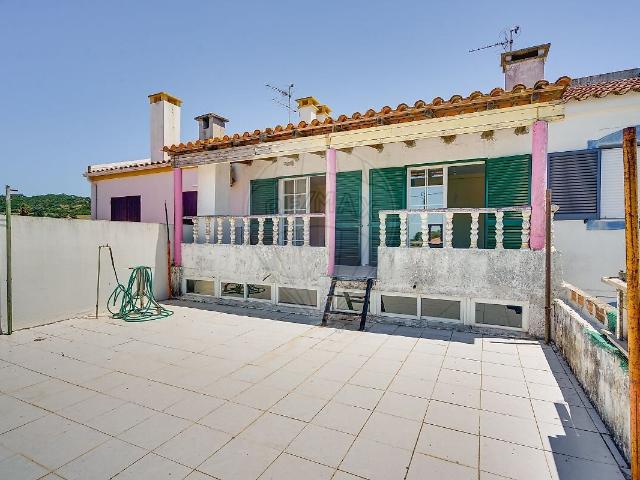 Moradia T3 à venda em Azeitão São Lourenço e São Simão, Setúbal RE/MAX Portugal