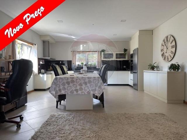Moradia T3 à venda em Azias, Ponte da Barca RE/MAX Portugal