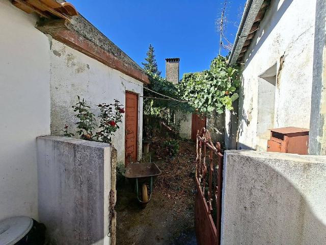 Moradia T3 à venda em Boidobra, Covilhã RE/MAX Portugal