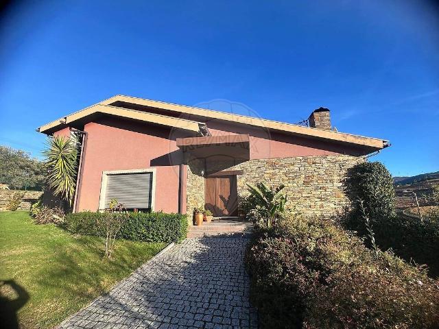Moradia T3 à venda em Barcos e Santa Leocádia, Tabuaço RE/MAX Portugal
