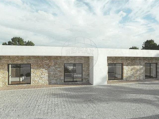 Moradia T3 à venda em Barrô e Aguada de Baixo, Águeda RE/MAX Portugal