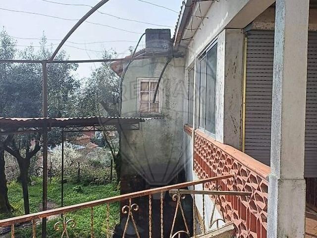 Moradia T3 à venda em Barreiro de Besteiros e Tourigo, Tondela RE/MAX Portugal