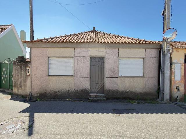 Moradia T3 à venda em Beduído e Veiros, Estarreja RE/MAX Portugal