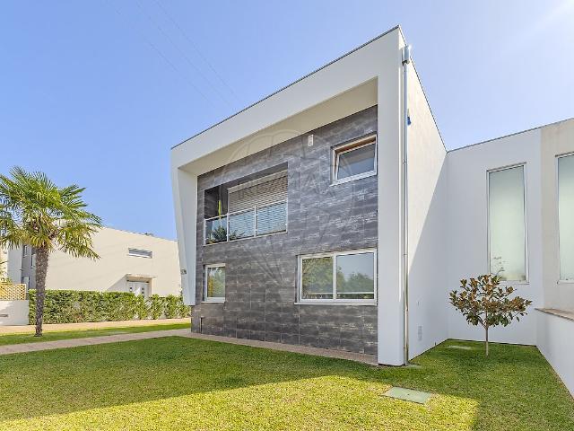 Moradia T3 à venda em Branca, Albergaria a Velha RE/MAX Portugal