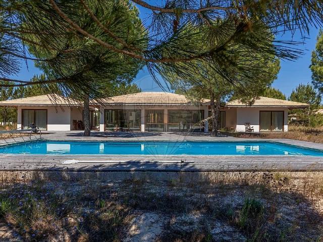 Moradia T3 à venda em Grândola e Santa Margarida da Serra, Grândola RE/MAX Portugal