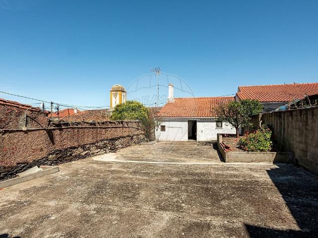 Moradia T3 à venda em Granja, Mourão RE/MAX Portugal