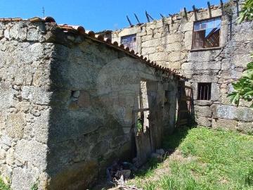Moradia T3 à venda em Guarda