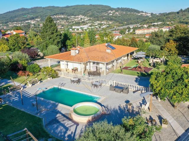 Moradia T3 à venda em Guimarães