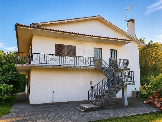 Moradia T3 à venda em Espinho, Mortágua RE/MAX Portugal
