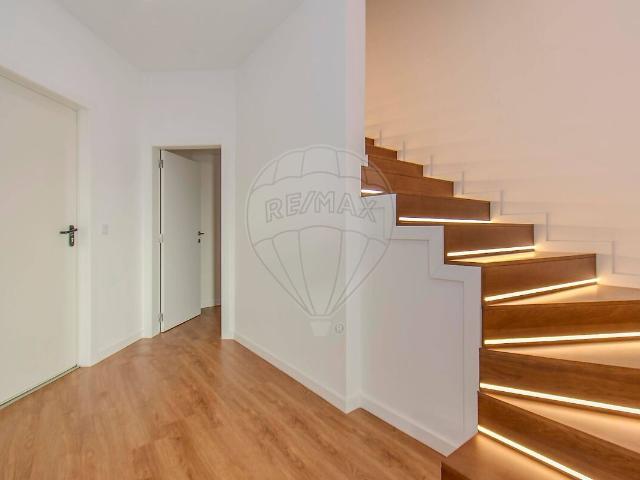 Moradia T3 à venda em Foz do Sousa e Covelo, Gondomar RE/MAX Portugal