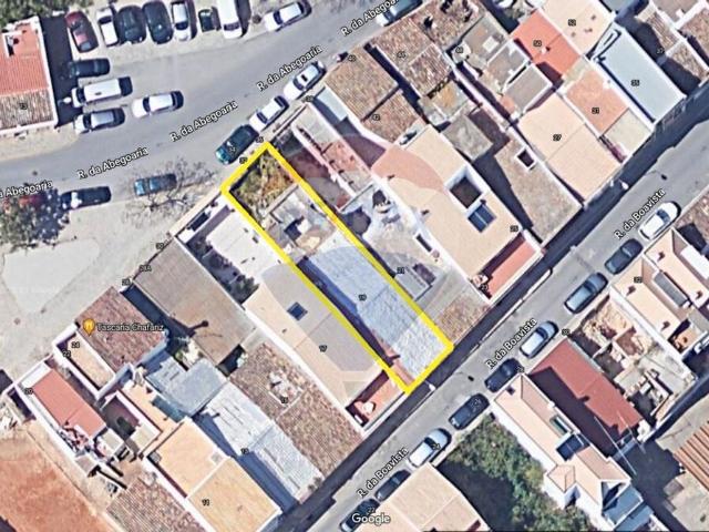 Moradia T3 à venda em Faro