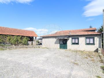 Moradia T3 à venda em Felgueiras