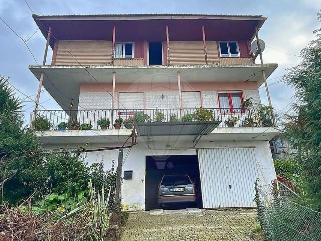 Moradia T3 à venda em Ferreira, Paços de Ferreira RE/MAX Portugal