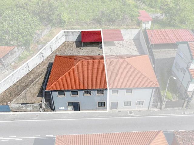 Moradia T3 à venda em Freixo de Cima e de Baixo, Amarante RE/MAX Portugal