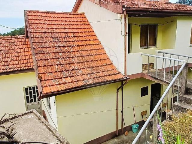 Moradia T3 à venda em Oliveira, Cinfães RE/MAX Portugal