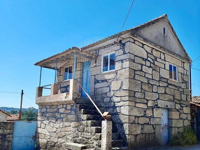 Moradia T3 à venda em Oliveira do Conde, Carregal do Sal RE/MAX Portugal