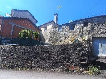 Moradia T3 à venda em Oliveira de Frades