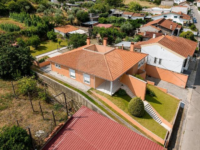 Moradia T3 à venda em Lousã e Vilarinho, Lousã RE/MAX Portugal