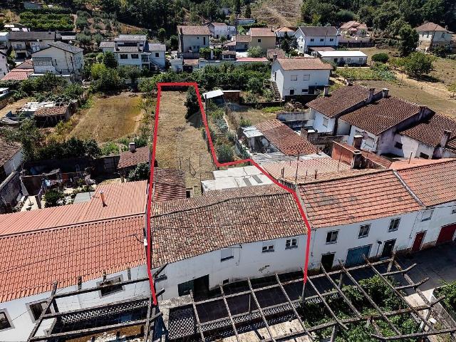 Moradia T3 à venda em Lousã e Vilarinho, Lousã RE/MAX Portugal