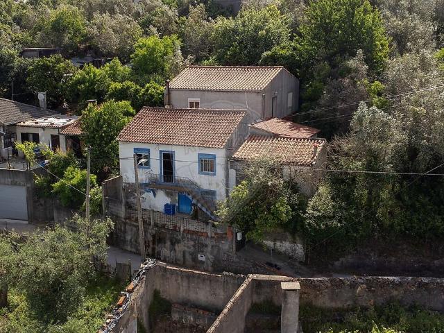 Moradia T3 à venda em Lousã e Vilarinho, Lousã RE/MAX Portugal