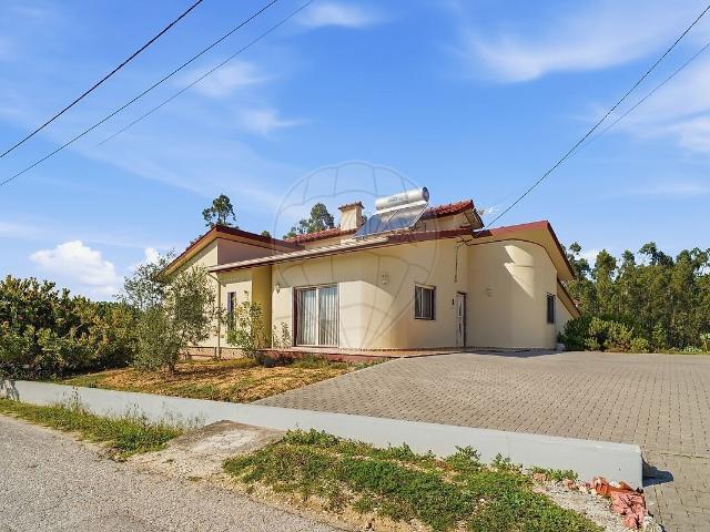 Moradia T3 à venda em Louriçal, Pombal RE/MAX Portugal