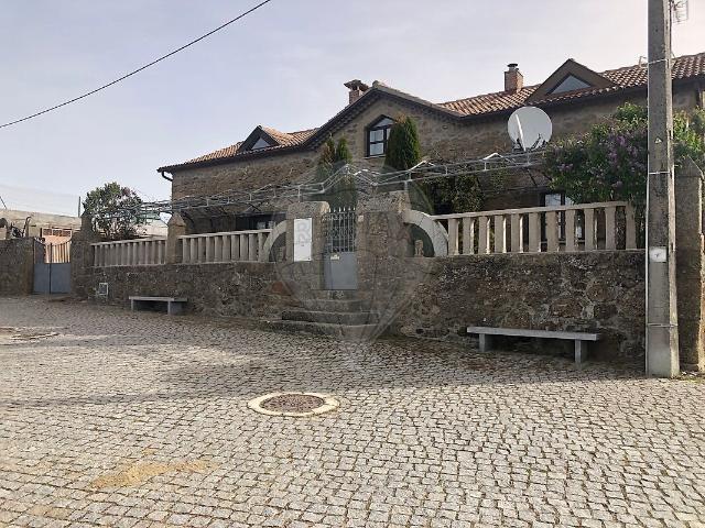 Moradia T3 à venda em Lajeosa e Forcalhos, Sabugal RE/MAX Portugal