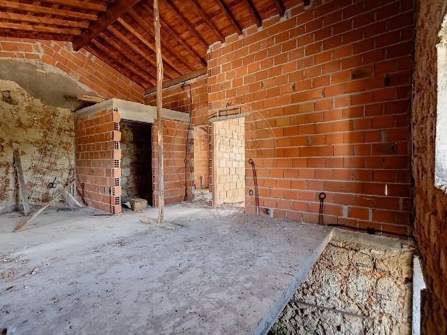 Moradia T3 à venda em Lamas, Miranda do Corvo RE/MAX Portugal